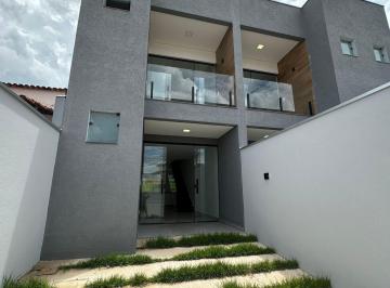 Casa · 85m² · 3 Quartos · 1 Vaga · Casa Duplex com 03 Quartos sendo 01 Suíte à Venda em Betim no bairro Senhora das Graças