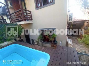 Casa · 129m² · 3 Quartos · 2 Vagas · Freguesia - Casa em Condomínio : Triplex / Residencial -Sistema solar - 3 Suítes