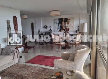 Apartamento · 175m² · 4 Quartos · 3 Vagas · Posto 9 Lúcio costa 4 Suítes 2 Varandas 2 Vagas Escritura