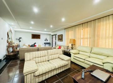 Casa · 316m² · 3 Quartos · 8 Vagas · Casa à venda em Piracicaba, Cidade Jardim, com 3 quartos, com 316.9 m²