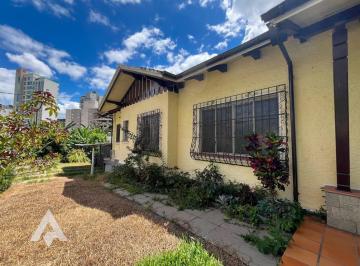 Casa · 360m² · 3 Quartos · 3 Vagas · Casa comercial mobiliada, para locação por R$ 7.000,00 - Bairro Jardim Blumenau - Blumenau/SC