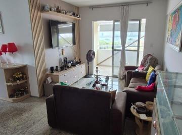 kmiveyk2oty3y2viytq2zjrm_md · Vende-se Espaçoso Apartamento no Jardim Renascença - 3 quartos - Vista Lagoa