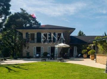 sena-imoveis · Casa / Venda