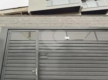 Imagem Principal · Sobrado com 2 Quartos e 2 banheiros à Venda, 1130 m² por R$ 679.000 -Vila Guedes