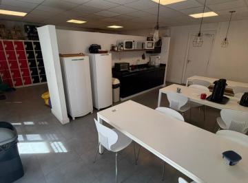Comercial · 150m² · 3 Quartos · 3 Vagas · Sala comercial na Rua Melo Alves, N. 89 - Cj. 15 e 16 • 150 m²