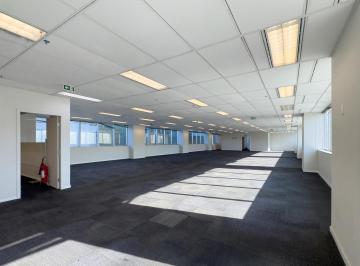 Comercial · 457m² · 12 Vagas · Sala comercial na Avenida Doutor Chucri Zaidan, N. 80 - Sala 1 B 1º Andar • 457 m²
