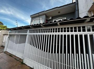 Casa de 4 quartos, Águas Claras · Sobrado QS 10 - Areal - Aguas Claras 4 quartos 3 suites - R$ 650 Mil - Escriturado