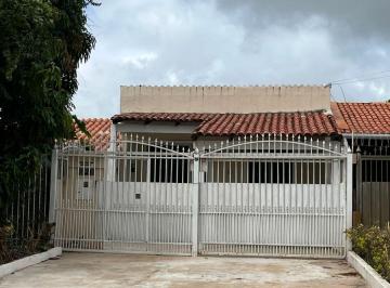 Casa de 3 quartos, Brasília · VENDO CASA TERREA EM OTIMA LOCALIZAÇÃO !