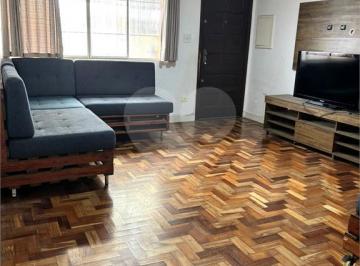 Casa de 4 quartos, São Paulo · Casa espaçosa com 4 dormitórios (suítes) e quintal próximo ao Parque Villa-Lobos