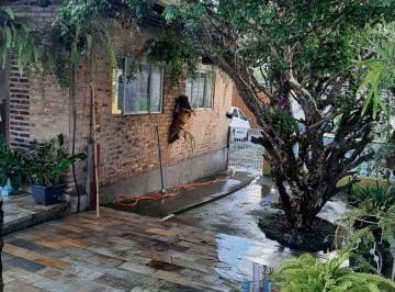 202505281715253742.jpg · Casa para Venda em Ibirité, Jardim Montreal, 2 dormitórios, 1 suíte, 1 banheiro, 6 vagas