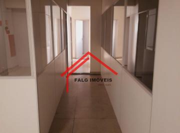 Foto 04 · Salão Comercial para Locação no Centro de Osasco-SP: 1 Sala, 2 Banheiros, 240m² de Área - Imperdível