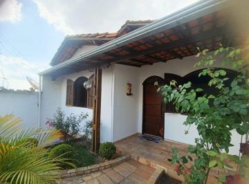 Casa · 226m² · 5 Quartos · 2 Vagas · Casa à venda no bairro Teixeira Dias em Belo Horizonte/MG