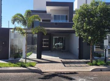 Casa de 3 quartos, Maringá · Sobrado no Jardim Dias