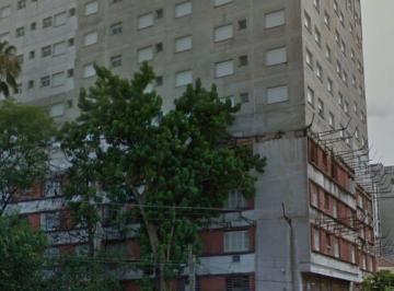 Apartamento de 2 quartos, Porto Alegre · Apartamento com 2 dormitórios com dependencia completa no Santana