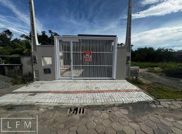 Casa · 83m² · 2 Quartos · 1 Vaga · casa térrea geminada a venda em Balneário Piçarras Sc