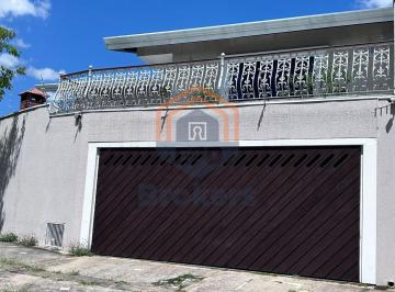 Casa · 215m² · 3 Quartos · 4 Vagas · Casa em Jardim do Lago  -  Jundiaí