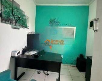 Casa · 150m² · 5 Quartos · 4 Vagas · Sobrado em Vila Zamataro, Guarulhos/SP de 150m² 5 quartos à venda por R$ 700.000,00