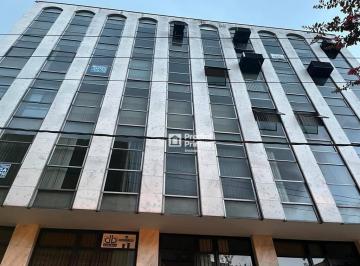 Comercial · 40m² · Sala em Centro, Nova Friburgo/RJ de 40m² à venda por R$ 200.000,00