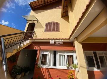 Casa · 431m² · 7 Quartos · Casa em Perissê, Nova Friburgo/RJ de 0m² 7 quartos à venda por R$ 1.800.000,00