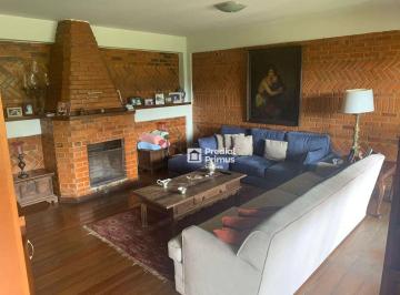 Casa · 297m² · 5 Quartos · 3 Vagas · Casa em Vale dos Pinheiros, Nova Friburgo/RJ de 297m² 5 quartos à venda por R$ 1.200.000,00