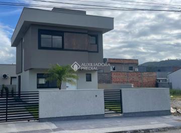 Casa · 94m² · 3 Quartos · 2 Vagas · Sobrado moderno de esquina à venda no Bairro Vila Verde, pensado para oferecer conforto, segurança e