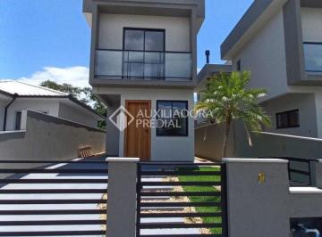 Casa · 81m² · 2 Quartos · Sobrado à venda com excelente padrão de acabamento e ótima localização.