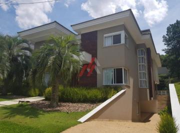 Foto 01 · Luxuosa casa em condomínio para locação em Santana de Parnaíba-SP, bairro Tamboré. 5 quartos, 5 suít