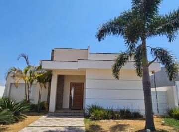 Casa de 3 quartos, Pardinho · Casa Térrea com 3 dormitórios e piscina 137m² - Ninho Verde 2
