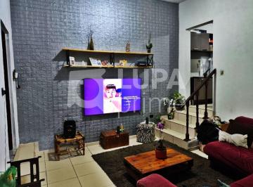 Casa · 235m² · 4 Quartos · 2 Vagas · CASA PARA RENDA À VENDA EM ITAPECERICA DA SERRA