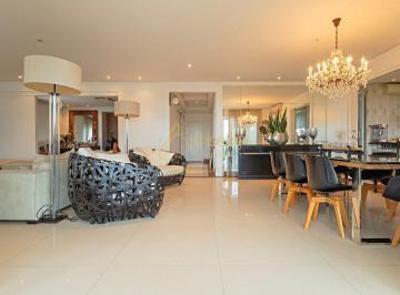 Apartamento · 360m² · 4 Quartos · 6 Vagas · Apartamento Alto padrão à venda no Panamby! 6 vagas!