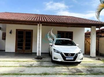Casa · 173m² · 3 Quartos · 4 Vagas · Casa Térrea à Venda em Condomínio no Horto Florestal - Ubatuba/SP.