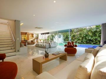 Casa · 600m² · 3 Quartos · 5 Vagas · Casa no Condominio Hipica Gardem