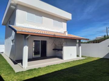 Casa de 3 quartos, Caçapava · Oportunidade, Casa Sobrado, Condomínio Reserva do Vale, Caçapava, 3 Quartos, Quintal, 4 Garagem