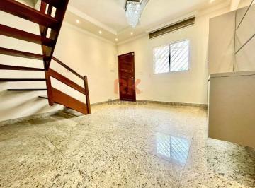 Casa · 149m² · 3 Quartos · 1 Vaga · Casa geminada para aluguel, 3 quartos, 2 suítes, 1 vaga, Cabral - Contagem/MG