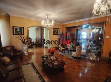 Apartamento · 182m² · 4 Quartos · 1 Vaga · Apartamento : / Residencial / Copacabana