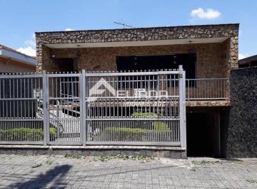 Casa · 360m² · 3 Quartos · 6 Vagas · Casa 3 dormitórios, Suíte e muito espaço na Vila Camilópolis em S. André .