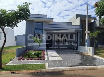 Casa · 200m² · 3 Quartos · 4 Vagas · Casa em condomínio fechado em Paulínia com 2 suítes, 130m² e 2 vagas.
