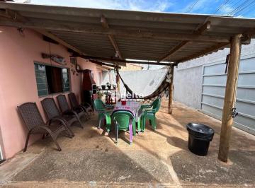 Casa · 252m² · 2 Quartos · 2 Vagas · Casa residencial com 2 quartos disponível para venda e locação no bairro Residencial Integração em U