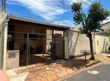 Casa · 203m² · 3 Quartos · Casa Padrão em Araraquara