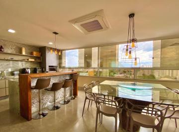 Apartamento · 215m² · 4 Quartos · 3 Vagas · Cobertura Duplex à Venda no Centro de Divinópolis MG.