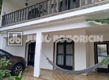 Casa · 200m² · 3 Quartos · 2 Vagas · Casa de vila / Duplex / Residencial / Pechincha