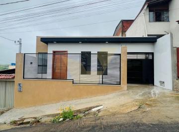 Casa · 97m² · 3 Quartos · 2 Vagas · Casa em Esportivo, Visconde do Rio Branco/MG