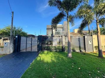 fd18c54cee001da9bdbfb0c434b4541f36aebeed · Sobrado com 3 dormitórios sendo 1 suíte à venda, 210 m² por R$ 1.200.000 - Jardim Naipi - Foz do Igu