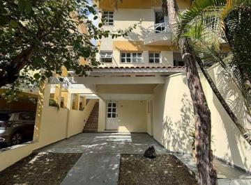 c66fec401a43cabad9c18b405b325a72904db005 · Casa com 3 dormitórios à venda, lazer completo, 180 m² por R$ 990.000 - Granja Viana - Cotia/SP