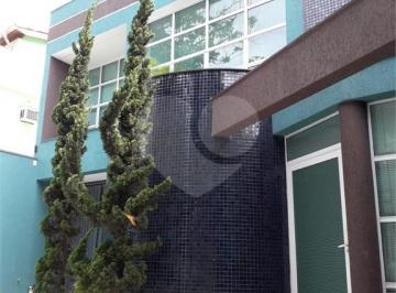 Casa · 215m² · 3 Quartos · 4 Vagas · Sobrado com 3 quartos à venda em Bosque da saúde - SP