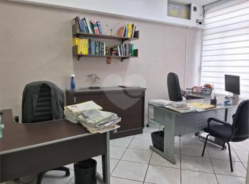 Comercial · 300m² · Salas à venda em República - SP