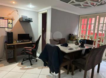 Casa · 120m² · 2 Quartos · Sobrado com 2 quartos à venda em Quarta parada - SP