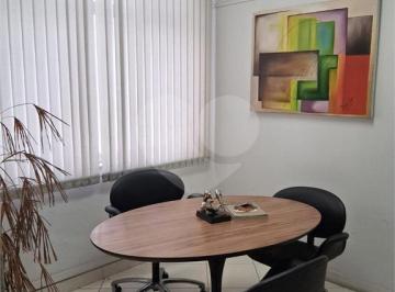 Comercial · 300m² · Salas à venda em República - SP