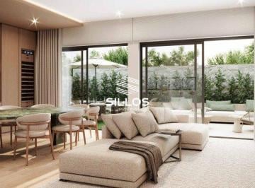 Casa · 211m² · 3 Quartos · 2 Vagas · Casa em condomínio com 3 suítes à venda no Bacacheri em Curitiba