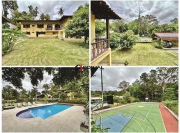 Casa · 576m² · 5 Quartos · 15 Vagas · Condomínio Pq do Refúgio - 2.900 m² terreno, 5 suítes, piscina, quadra, pomar!